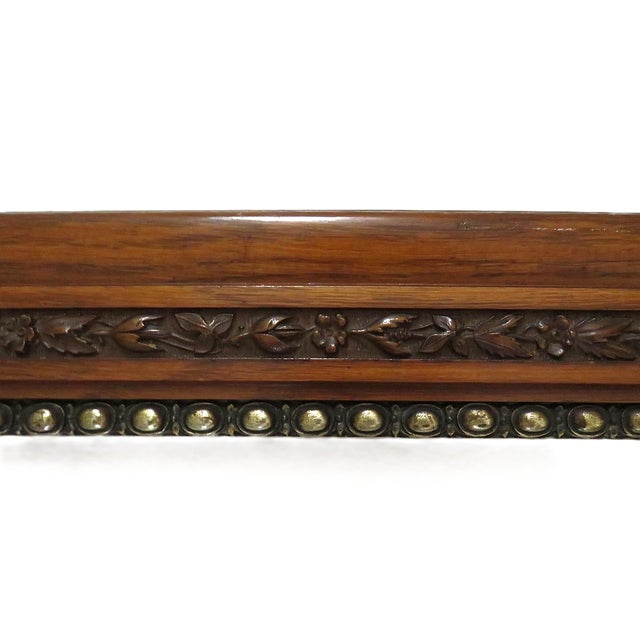 FREE SHIPPING ANYWHERE IN THE CONTINENTAL US! This is a distinctive antique wood picture frame. Carved oak. Features...