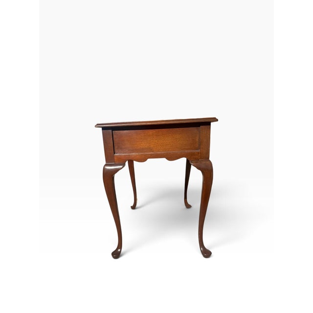 Vintage Councill Craftsmen Queen Anne Mahogany Banded Side Tables – Pair For Sale In Boston - Image 6 of 17