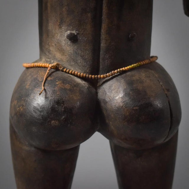 Early 20th Century Attye Female Figure On Base Côte d'Ivoire For Sale - Image 10 of 13