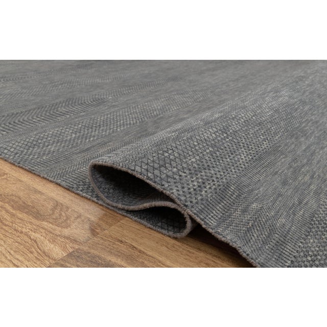 10' x 14' Savannah Hand Knotted Modern Grey Wool & Silk Rug For Sale - Image 12 of 18