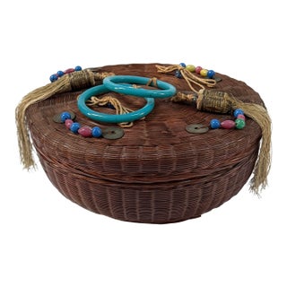 Early 20th Century Chinese Traditional Lidded Sewing Basket - 12” Round For Sale
