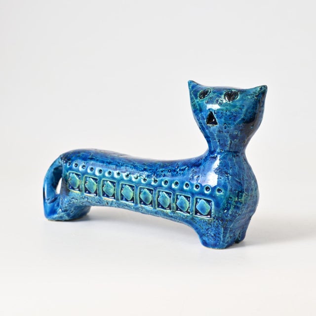 Rimini Blu Cat Figurine by Aldo Londi for Bitossi, 1960s, in Flawless conditions. Designed 1960 to 1969 This piece has an...