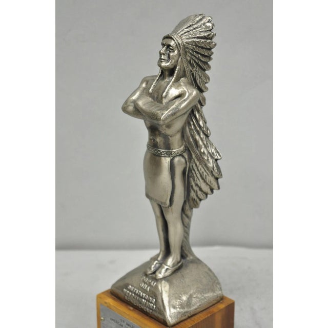 Vintage 1970s Popai Oma Store Display Award Trophy Native American Chief Figure For Sale - Image 10 of 12
