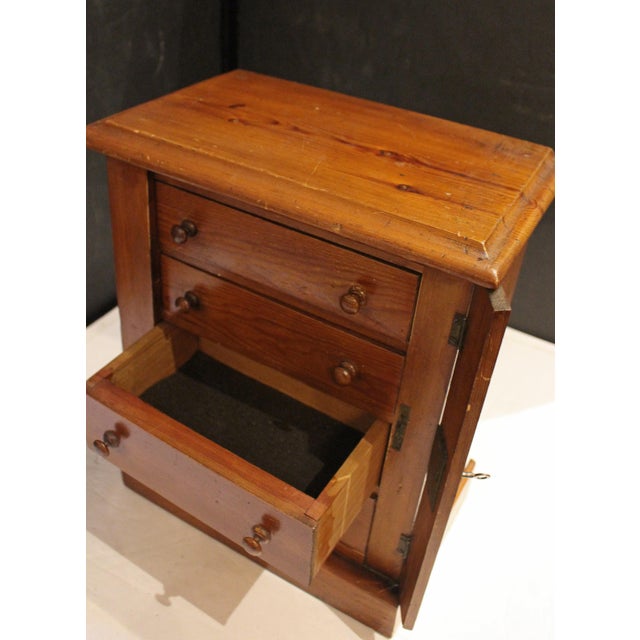 Wood Circa 1880s English Miniature or Child's Wellington Chest of Drawers For Sale - Image 7 of 8