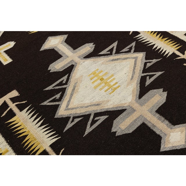 Modern Navajo Style Hand-Woven Wool Rug With Geometric Diamond Motif For Sale In New York - Image 6 of 11