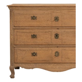 Early 19th Century France Louis XV Amber Wood Chests of Drawers For Sale