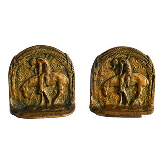 Vintage End of the Trail Cast Iron Bronze Finish Native American Metal Bookend For Sale