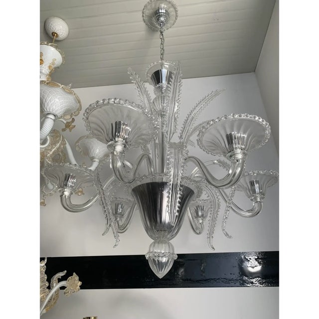 Transparent Murano-Style Venetian Glass Chandelier Featuring Fern (“Felci”) Leaves For Sale - Image 13 of 13