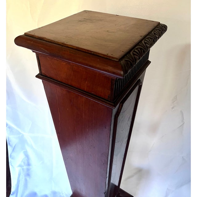 Early 19th Century Antique Early 1800s Georgian Style Carved Mahogany Tapered Pedestal Stand For Sale - Image 5 of 18