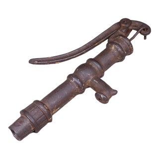 Cast Iron Salesman's Sample Hand Water Pump c.1880-1930 For Sale