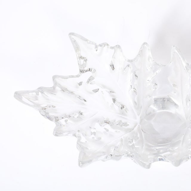 This Mid-Century Modernist "Champs Élysées" centerpiece bowl by Lalique, created in France circa 1950, is a stunning...