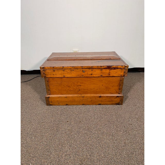 Early 20th Century Antique Hand Crafted Lift Top Carpenters Storage Chest For Sale - Image 13 of 13