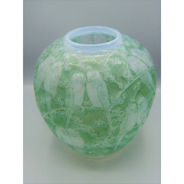 René Lalique Green Perruches Vase by René Lalique, 1919 For Sale - Image 4 of 9