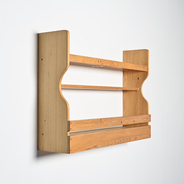 Pine Wall Shelf attributed to Charlotte Perriand for Les Arcs, 1800 For Sale - Image 14 of 14