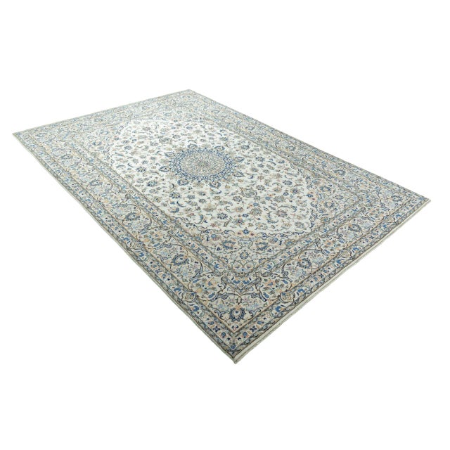 Mid-Century Modern Middle Eastern Floor Rug For Sale - Image 3 of 13