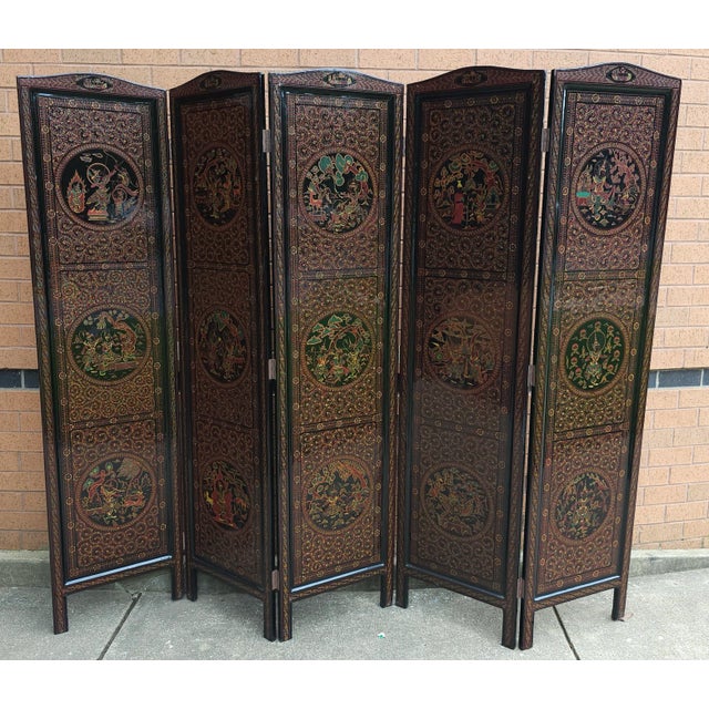 Chinese Double Sided Black Lacquered and Decorated 5 Fold Floor Screen For Sale - Image 4 of 10