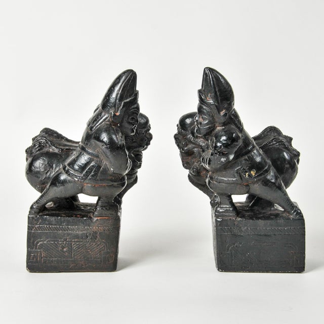 Mid 20th Century Rare Pair of Asian Art Foo Dog Guardian Lion Bookends With Figures For Sale - Image 9 of 16