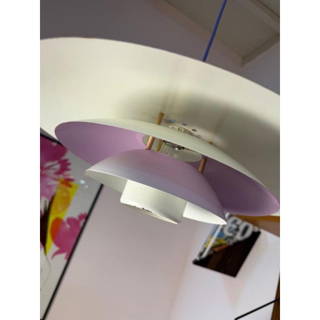 White and Purple Metal Louvered Lamp by Formlight, 1970s For Sale - Image 6 of 11
