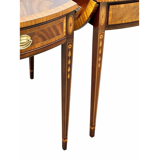 Late 20th Century Pair of Federal Style Mahogany Inlaid Pembroke Tables by Councill Craftsman For Sale - Image 11 of 12