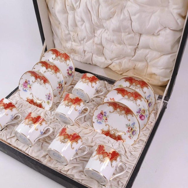 1930s Orange Porcelain Batwing Demitasse Service by Grosvenor China for Waring & Gillow, 1930s, Set of 12 For Sale - Image 5 of 18
