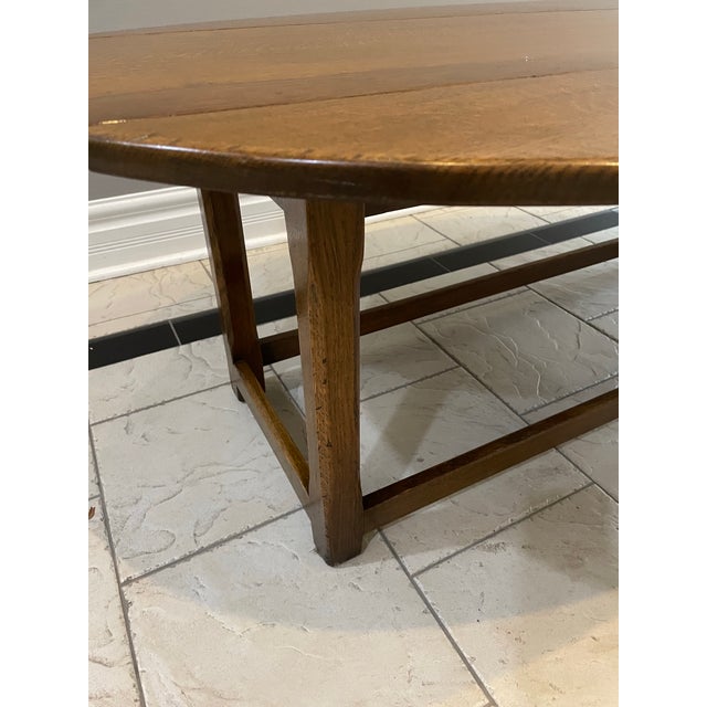 1940s Vintage Mid Century 1940s Drop-Leaf Colonial Revival Wood Coffee Table For Sale - Image 5 of 10