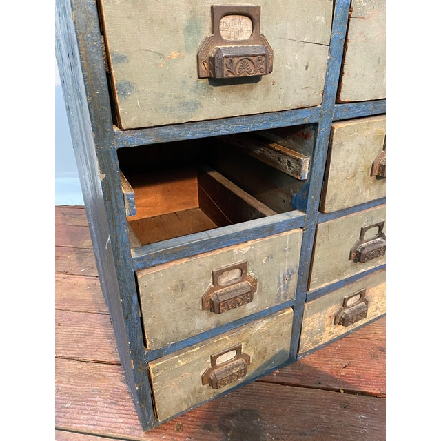 Early 20th Century Weathered Eight Drawer Apothecary Workshop Cabinet For Sale - Image 10 of 17