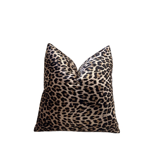 Elevate your home with this luxurious set of two designer throw pillows featuring Thibaut's iconic Amur Cut Velvet in a...