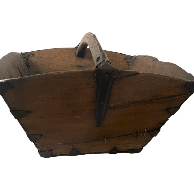 Antique Chinese Rice Grain Measure Box Dou Wooden Primitive Basket Bucket Iron For Sale In San Francisco - Image 6 of 8