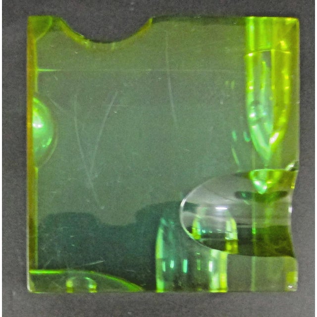 1960s Mid-Century Optical Light and Space Sculpture Green Lucite Cube Attributed to Roz Stroll For Sale - Image 11 of 12