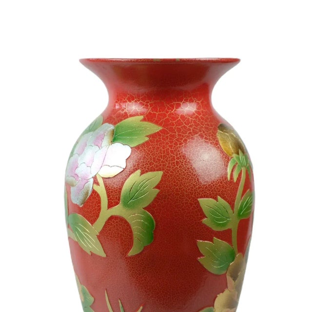 This beautiful vintage vase in large size was made in 20th century. Peony was national flower of ancient China, with...