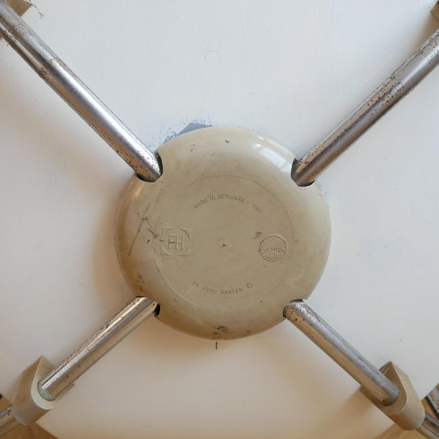Gray Series 7 Armchair by Arne Jacobsen for Fritz Hansen, 1967 For Sale - Image 8 of 9