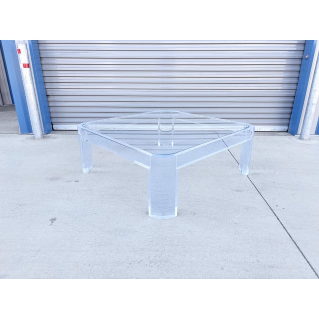 Transparent 1970s Mid-Century Square Lucite Coffee Table by Les Prismatiques For Sale - Image 8 of 13