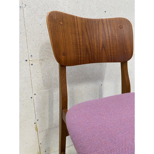 Brown Model 62 Dining Chair attributed to Ib Kofod-Larsen For Sale - Image 8 of 12