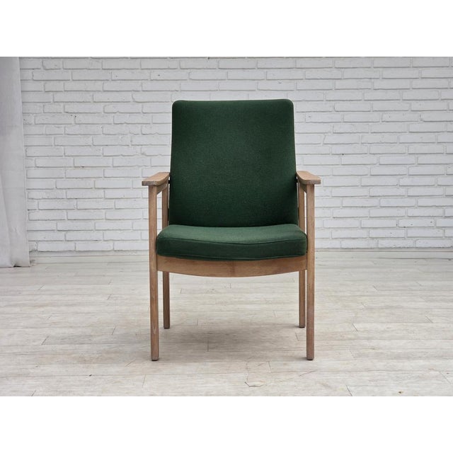 Høng Stolefabrik Danish Armchair in Green Furniture Wool and Oak Wood from Høng Stolefabrik, 1980s For Sale - Image 4 of 17