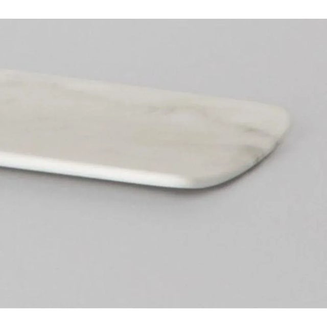 Curvati Medium Tray by Studioformart For Sale - Image 4 of 5