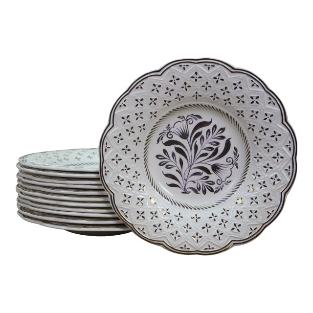 Vintage Wedgwood Etruria & Barlaston Scalloped Floral Dinner Serving Plates 9" - Set of 12 For Sale