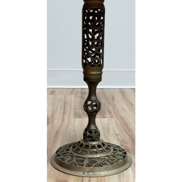 Vintage French Style Round Marble Top Brass Filigree Side Table For Sale In Kansas City - Image 6 of 6