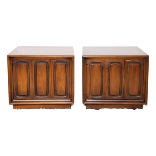 Mid 20th Century Broyhill Premier Emphasis Commode / Side Tables, a Pair For Sale