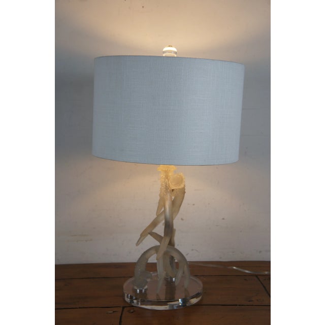 Vintage Faux Antler Lucite & Resin Table Lamp & Shade For Sale - Image 4 of 10