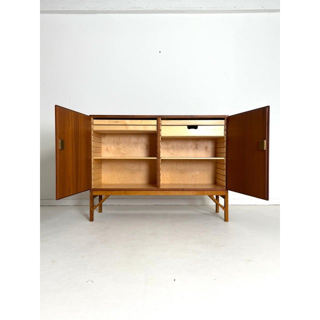 China Model 232 Sideboard by Børge Mogensen for FDB, 1960s For Sale - Image 6 of 10