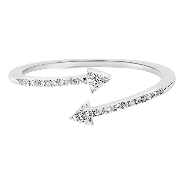 .925 Sterling Silver 1/5 Cttw Diamond Double Arrowhead Open Ring (I-J Color, I2-I3 Clarity) - Ring Size 9 For Sale