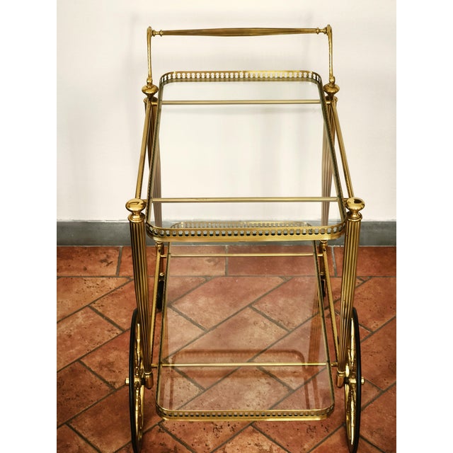 Mid-Century Modern Hollywood Regency Brass and Glass Bar Cart, 1960s For Sale - Image 3 of 10