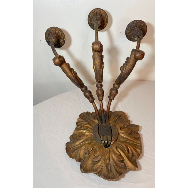 Italian Antique Ornate 19th Century Italian Gilt Wooden Electrified Wall Sconce Fixture For Sale - Image 3 of 14