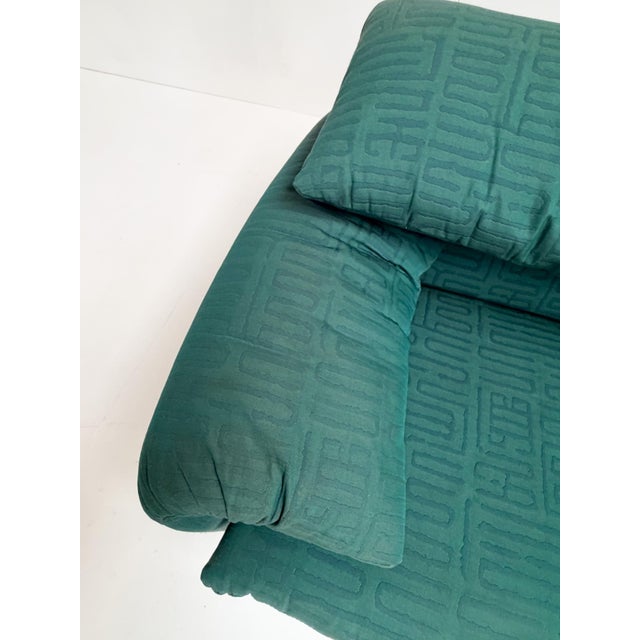 Maralunga Sofa with Ottoman by Vico Magistretti for Cassina, 1970s, Set of 2 For Sale - Image 15 of 18