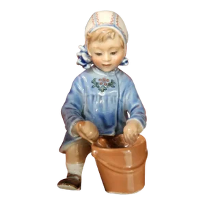 Dahl Jensen Danish Hand-Painted Fine Porcelain Figurine