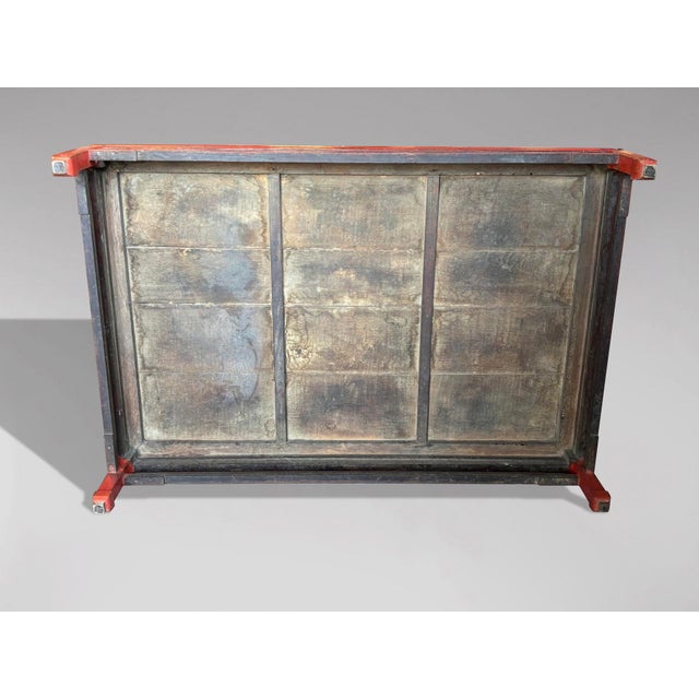 Early 19th Century Large Antique Chinese Red Painted Coffee Table, 1800 For Sale - Image 5 of 9
