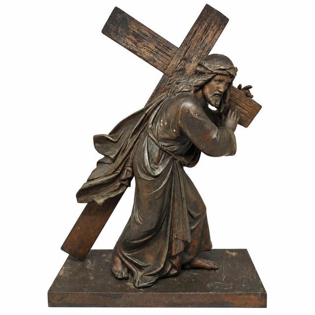 Our Lord of the Steps - French sculpture in copper-plated bronze, 19th century. Religious sculpture representing Our Lord...