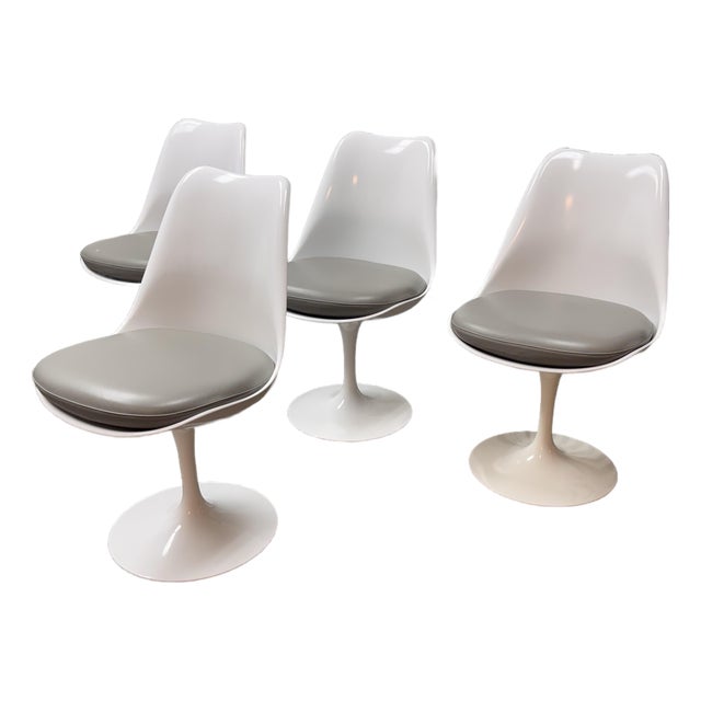 Eero Saarinen for Knoll Tulip Armless Swivel Chairs, Set of Four For Sale