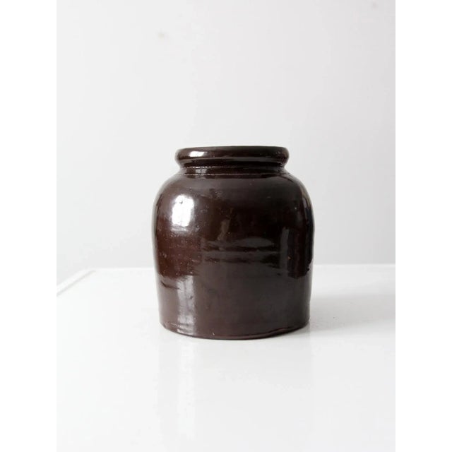Brown Antique Stoneware Crock Attributed to Red Wing For Sale - Image 8 of 9
