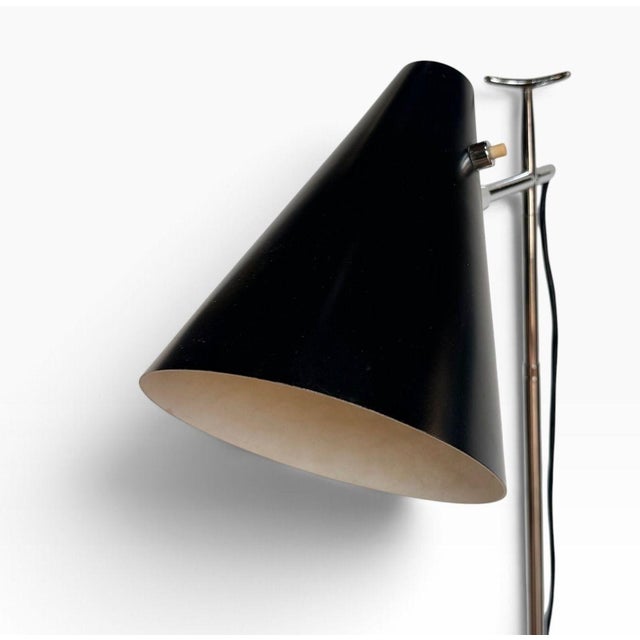 1950s Giuseppe Ostuni for Oluce Model 201 Telescopic Floor Lamp For Sale - Image 4 of 5